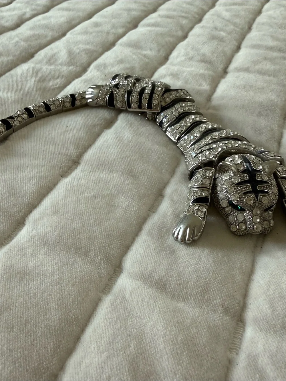Vintage hollywood regency avant garde maximalist articulated tiger large brooch